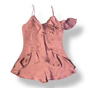 Dress Forum NWT Dusty Rose Asymmetrical‎ Ruffle Romper Size M Boho